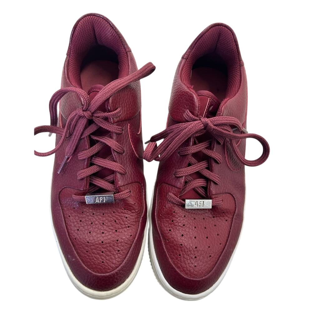 Nike AF1 Sage Low Women’s Burgundy Sneakers